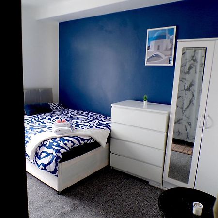 West Kensington - Santorini Apartments Londres Exterior foto